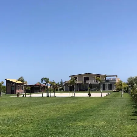 Camporeale Apart Otel *