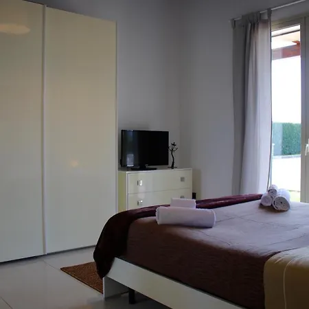 Camporeale Apart Otel *